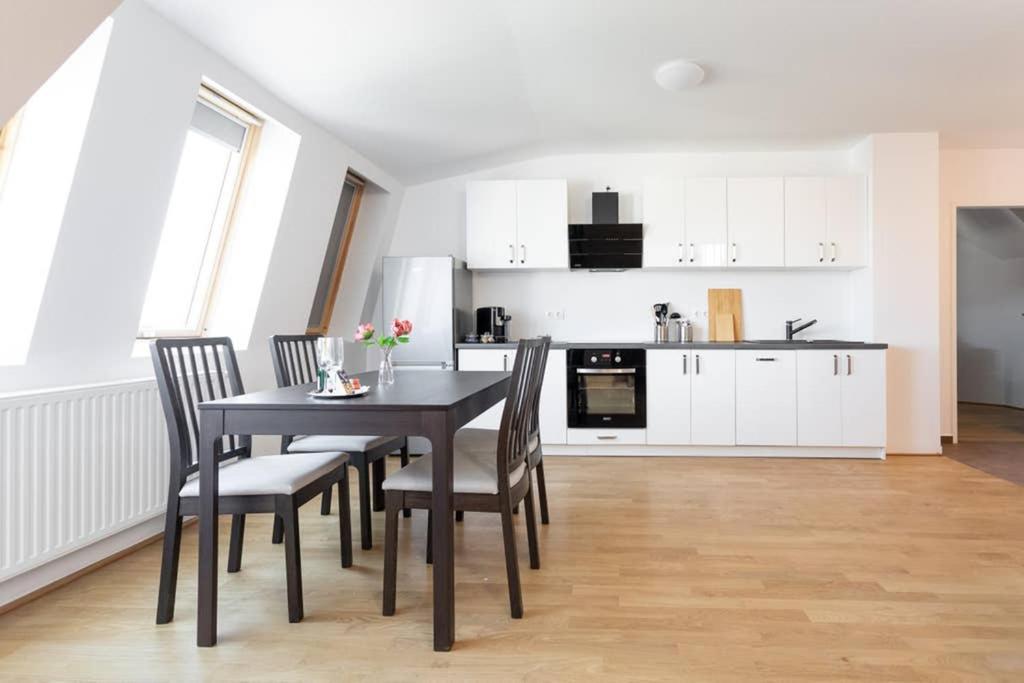 Skyline Penthouse L Lf44 Apartment Vienna Exterior photo